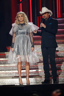 Carrie-Underwood-Awards18-jr-_71P3879.jpg