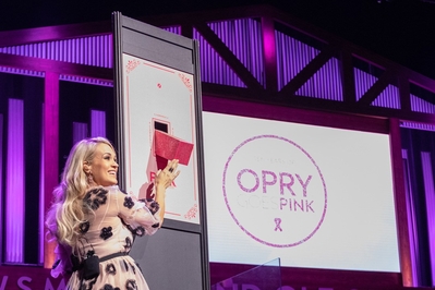 carrie-underwood-2018-opry-goes-pink-pictures.jpg