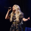 Carrie-Underwood---Performing-at-the-Grand-Ole-Opry-05.jpg