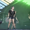 Carrie-Underwood---Performing-on-the-Pyramid-Stage-at-Glastonbury-Festival-08.jpg
