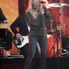 Carrie-Underwood-at-Jimmy-Kimmel-Live--01.jpg