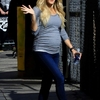 Carrie-Underwood-at-Jimmy-Kimmel-Live--02.jpg