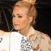 Carrie-Underwood_-Visits-the-hit-musical-Kinky-Boots-on-Broadway--05.jpg