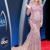 carrie-underwood-at-52nd-annual-cma-awards-at-the-bridgestone-arena-in-nashville-11.jpg