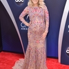 carrie-underwood-at-52nd-annual-cma-awards-at-the-bridgestone-arena-in-nashville-9.jpg