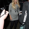carrie-underwood-greets-fans-as-she-leaves-tv-show-the-project-in-melbourne-australia-260918_4.jpg