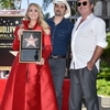 carrie-underwood-hollywood-walk-of-fame-star-ceremony-honoring-carrie-underwood-in-hollywood-09-18-2018-11~0.jpg