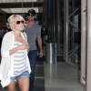 Carrie-Underwood-In-shorts-at-LAX-airport4.jpg