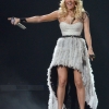 Carrie_Underwood_-_Live_at_the_Consul_Energy_Center_in_Pittsburgh-05.jpg