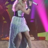 Carrie_Underwood_-_Live_at_the_Consul_Energy_Center_in_Pittsburgh-08.jpg