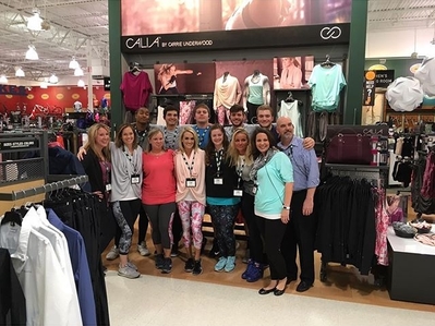 I joined some staff at @dickssportinggoods earlier this week to surprise customers of @caliabycarrie!
