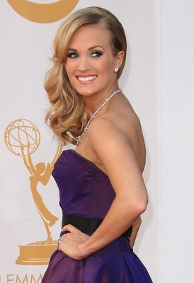 Carrie-Underwood-65th-Annual-Emmys.jpg