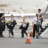 Carrie-Underwood-Arriving-in-Los-Angeles--16.jpg